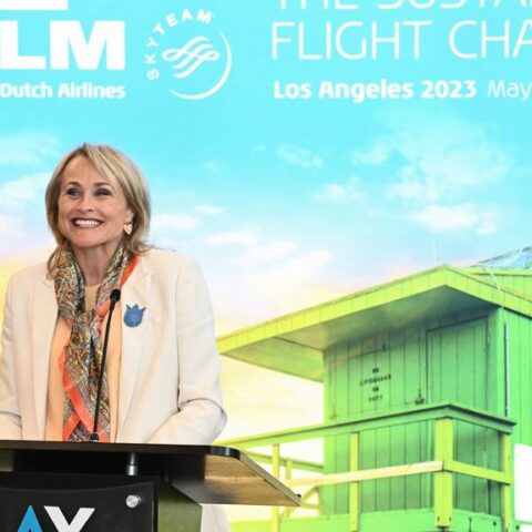 Minister Heinen verzet zich tegen beloning KLM-directeur: 'Echt ongepast'