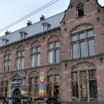 Nederland weigert toegang aan Russische kunstenaar die het Kremlin ontvlucht wegens asielverzoek angsten