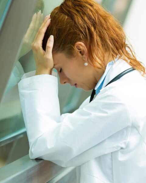 Nederlandse artsen en verplegers voelen zich niet voorbereid op palliatieve zorg, blijkt uit enquête