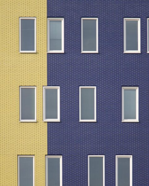 Nederlandse overheid verwaarloost huurders in ondersteuningsmaatregelen voor energiekosten, volgens Woonbond