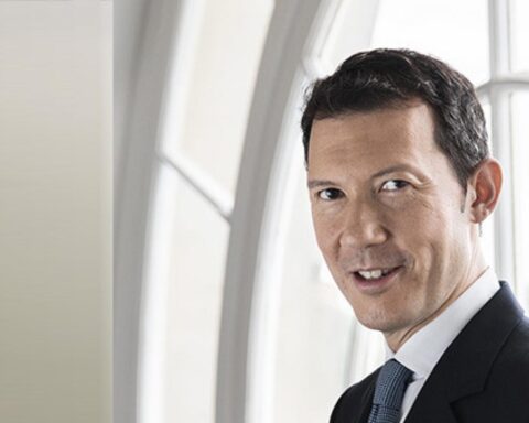 Nederlandse regering wil tegen multimiljoen euro managementbeloning bij KLM en Air France-KLM optreden