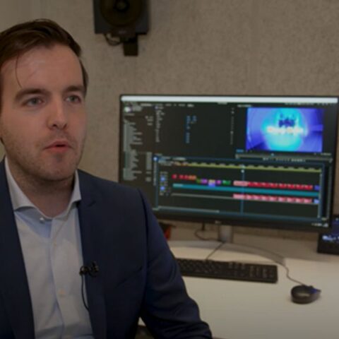 Oplichters bellen per ongeluk met presentator van opsporingsprogramma Plaats Delict