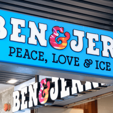 Oprichter van Ben & Jerry's roept op tot minder aankoop van Magnums om zijn merk te "bevrijden"