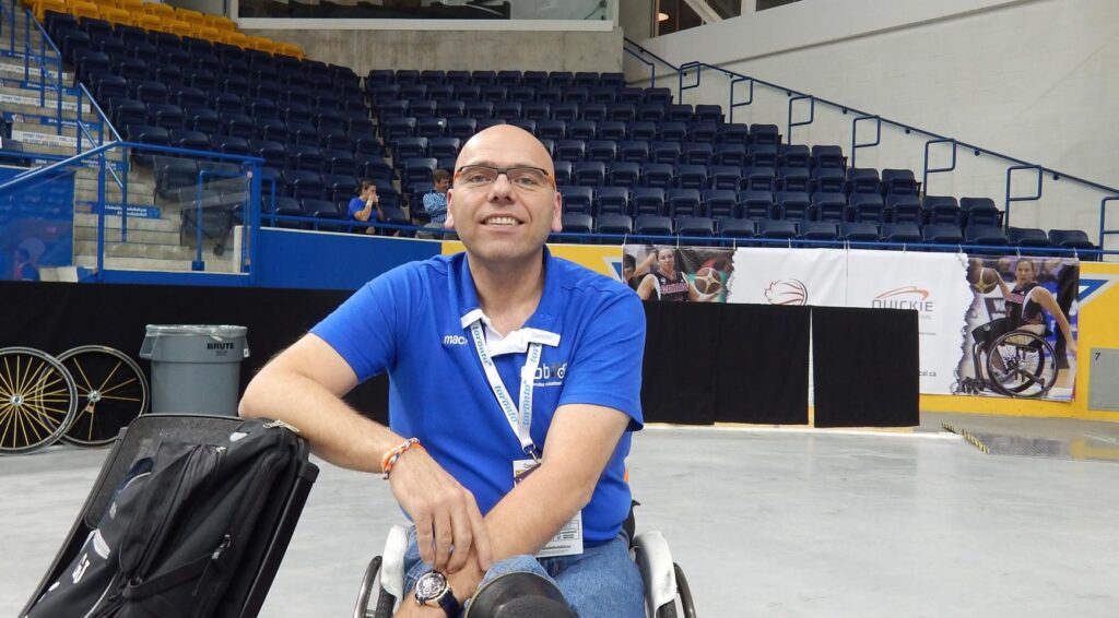 Oud Nederlandse coach van het vrouwenrolstoelbasketbal krijgt contactverbod na seksuele misconduct klachten