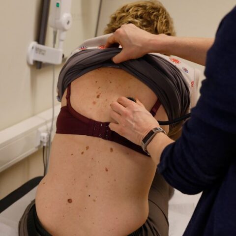 Pot voor arbeidsongeschikten leeg, politiek besluit tot verhoging van premie