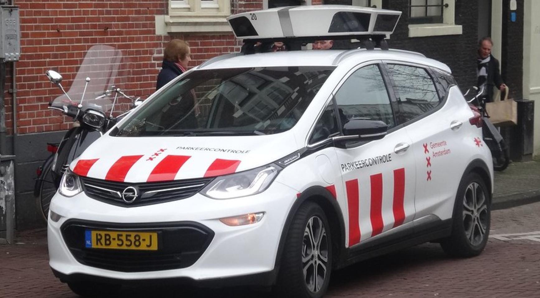 Regulator meldt dat camera's voor het scannen van auto's jaarlijks 500.000 onterechte parkeerboetes uitschrijven