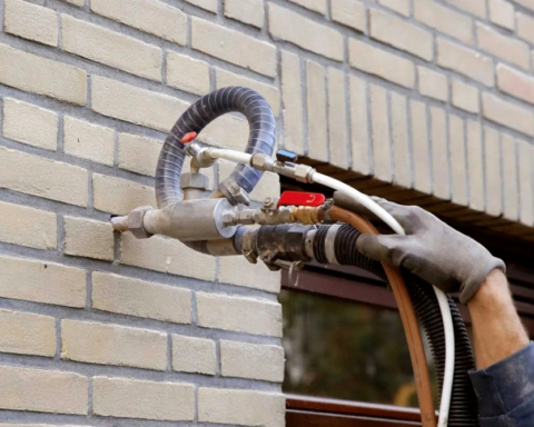 Subsidie voor isolatie met UF-schuim tijdelijk stopgezet door ministerie van BZK