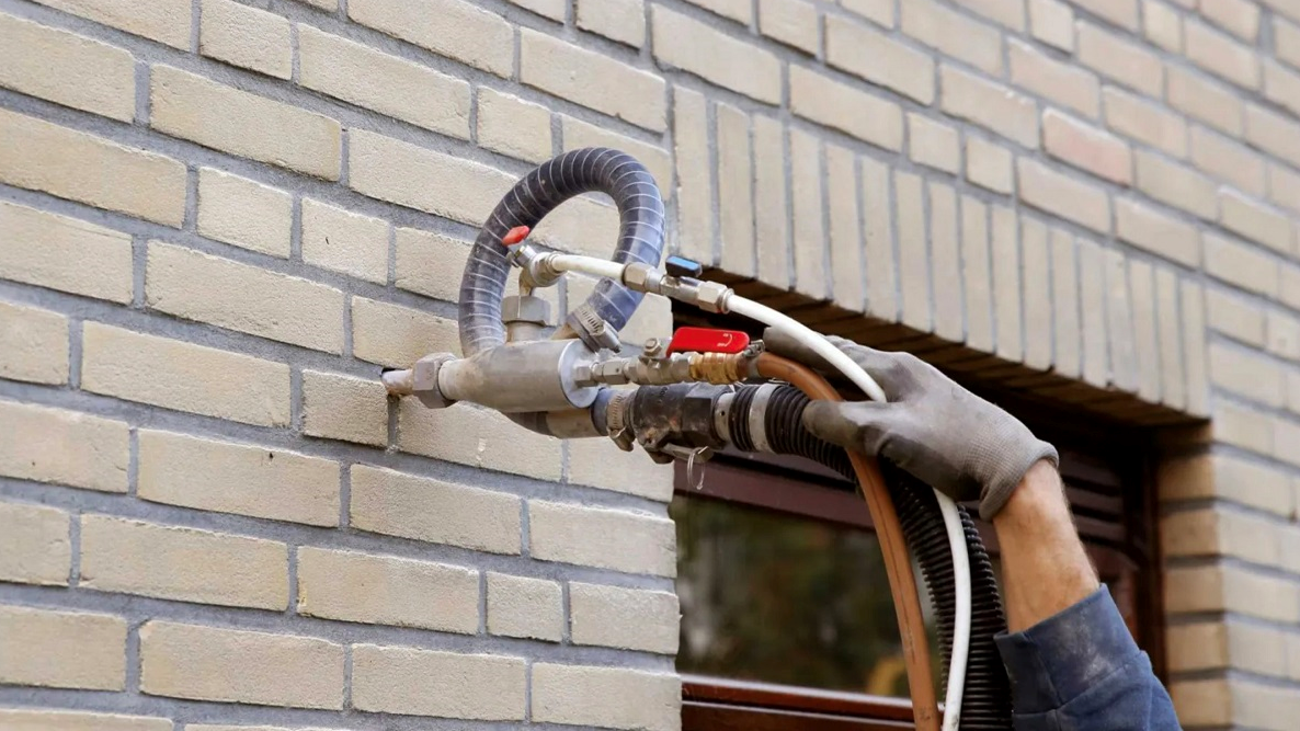 Subsidie voor isolatie met UF-schuim tijdelijk stopgezet door ministerie van BZK