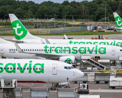 Transavia Nederland niet geraakt door Franse vluchtenkortingen door stijgende brandstofkosten