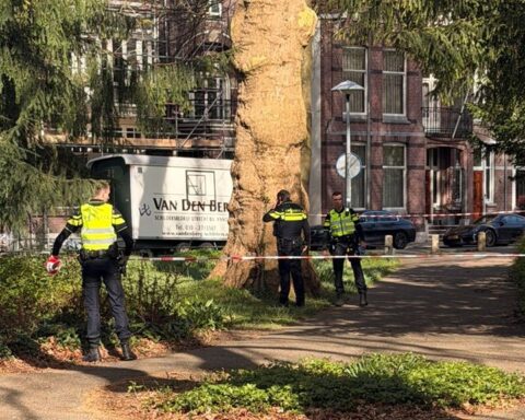 Utrechter vindt gaspistool tijdens paaseieren zoeken in Wilhelminapark
