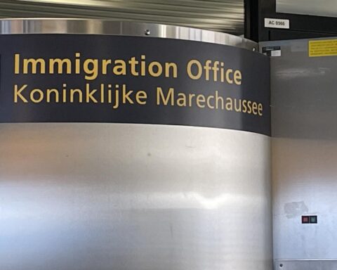 Veertig procent van de Nederlanders maakt zich zorgen over immigratie en woningtekort