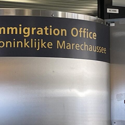 Veertig procent van de Nederlanders maakt zich zorgen over immigratie en woningtekort