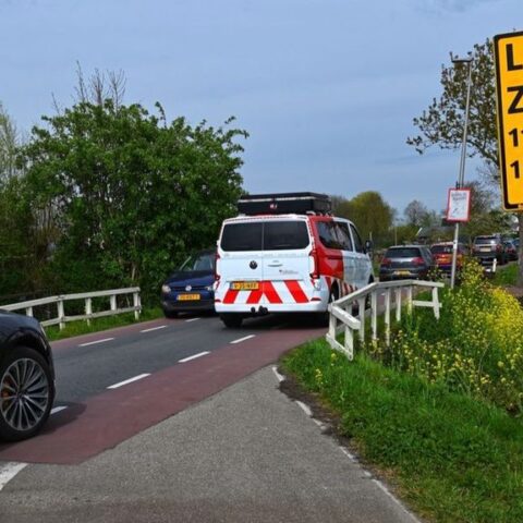 Verkeer vast op A2 bij Vianen door afsluiting en drukte op omleidingsroute