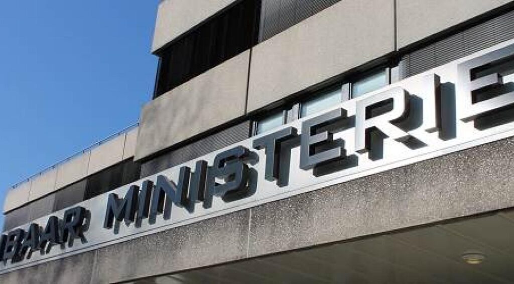 Voormalige stafmedewerker van het Openbaar Ministerie mogelijk 2,5 jaar cel voor kinderporno