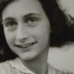 Zeldzame eerste druk van het dagboek van Anne Frank gevonden in Eemnes kringloopwinkel