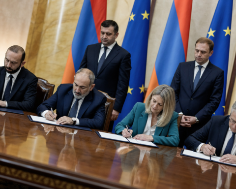 Armenië en EU tekenen historische partnerschapsakkoorden: een nieuwe koers voor de Zuidelijke Kaukasus