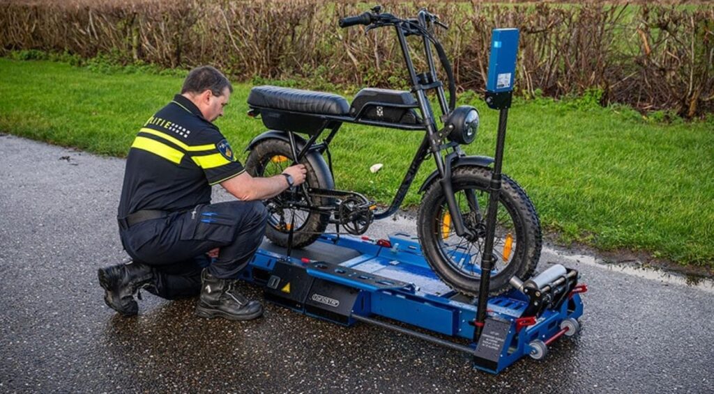 82% van de Nederlanders maakt zich zorgen over opgevoerde fatbikes; tweederde wil leeftijdsgrens voor e-bikes