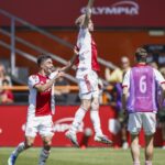 Ajax plaatst zich voor tweede kwalificatieronde na strafschoppenzege op FC Utrecht