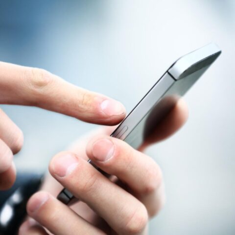 Alkmaarse man moet 5.010 euro terugbetalen na telefoonschandaal van een half miljoen euro