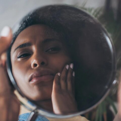Bijna 60% van de jonge Nederlandse vrouwen overweegt cosmetische chirurgie