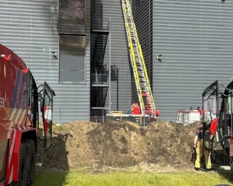 Brand in datacenter Almere onder controle; veroorzaakte stroomuitvallen in heel Nederland