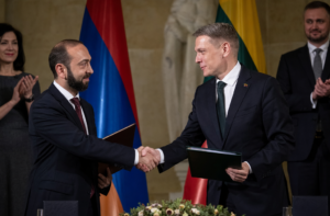 Armenië en Litouwen bezegelen strategisch partnerschap te midden van afbrokkelende Russische invloed