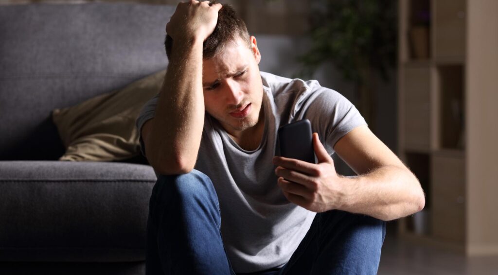 Consumentenorganisaties vragen EU om actie tegen misleidende financiële advertenties van Meta, TikTok en Google