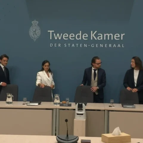 Corona-commissie hoort bijna 50 getuigen in 9 weken; Koopmans en Bruins volgende week aan de beurt