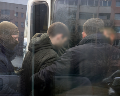 Poolse binnenlandse veiligheidsdienst ontmantelt Russisch spionagenetwerk: drie arrestaties in Białystok