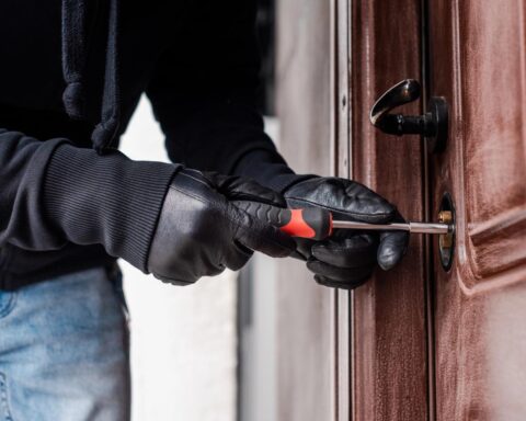 Daling van inbraken in Nederland met 9%, maar toename in Rotterdam