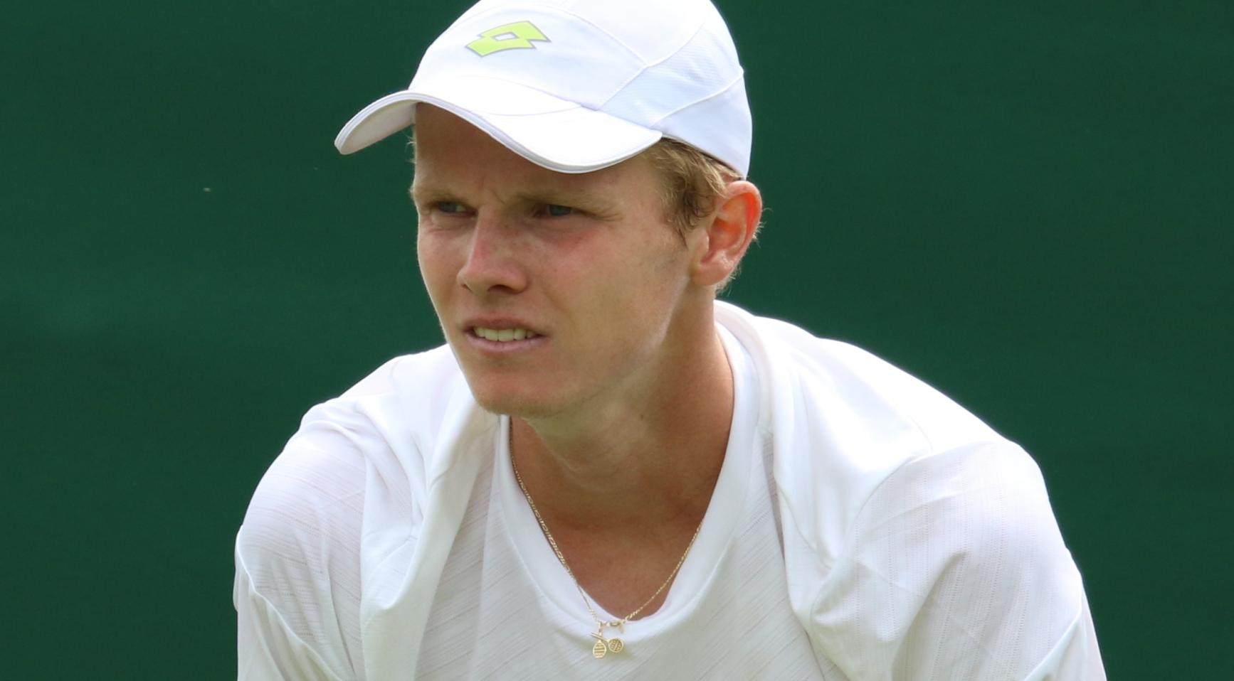 De Jong verrast op Roland Garros met winst op Khachanov; Zverev wacht in kwartfinale
