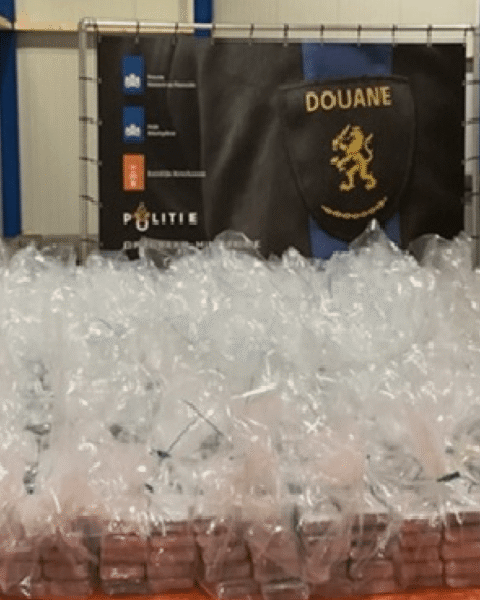 Douane verbeidt bijna 24.500 kg cocaïne vorig jaar; Sterke stijging in illegale tabak