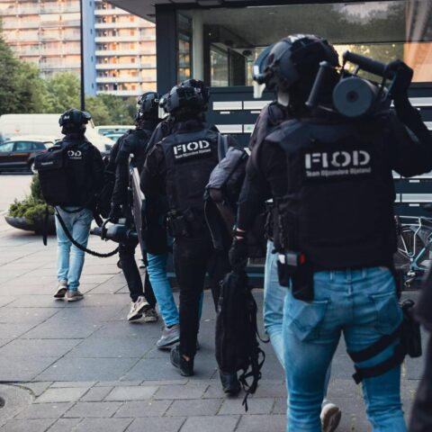 Drugsmokkelonderzoek op Schiphol leidt tot arrestaties bij cocaïnezending naar Australië
