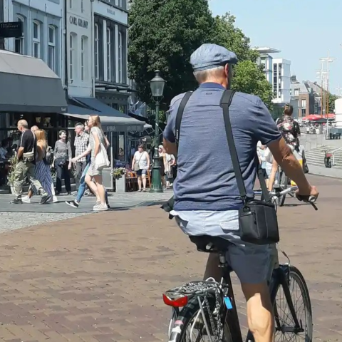 Eén op de zes Nederlanders heeft supermarkt, huisarts of school niet dichtbij