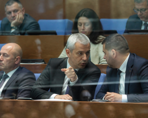 Bulgaarse pro-Russische partij Vazrazjdane eist opzeggen veiligheidsdeal met Oekraïne