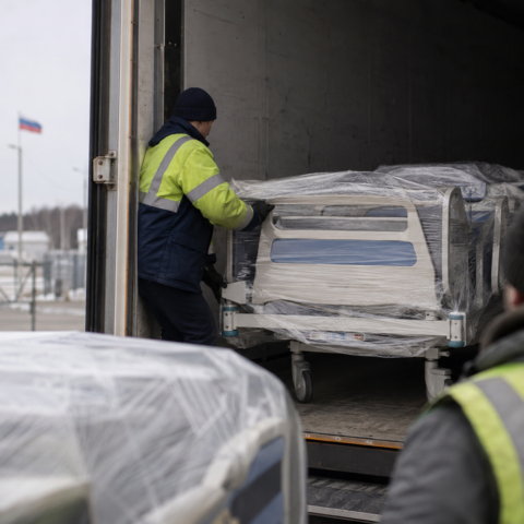 Fins bedrijf Lojer-Merivaara blijft ziekenhuisbedden naar Rusland exporteren tijdens oorlog Oekraïne