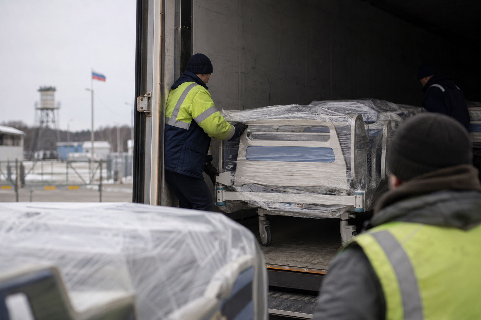 Fins bedrijf Lojer-Merivaara blijft ziekenhuisbedden naar Rusland exporteren tijdens oorlog Oekraïne
