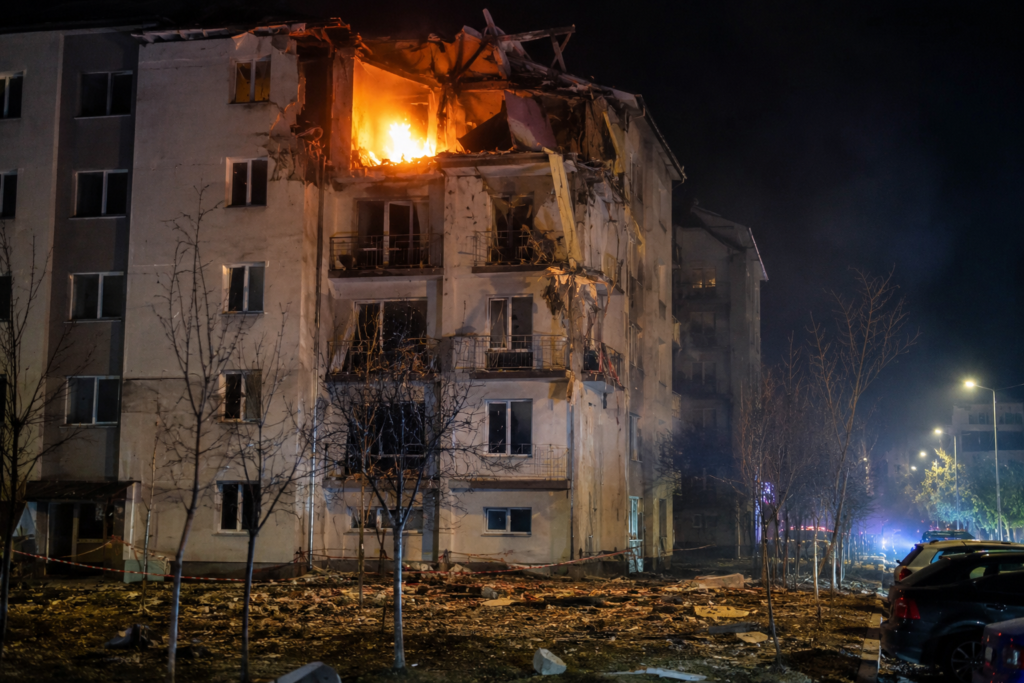 Russische drone treft woongebouw in Roemenië: twee gewonden, NAVO reageert