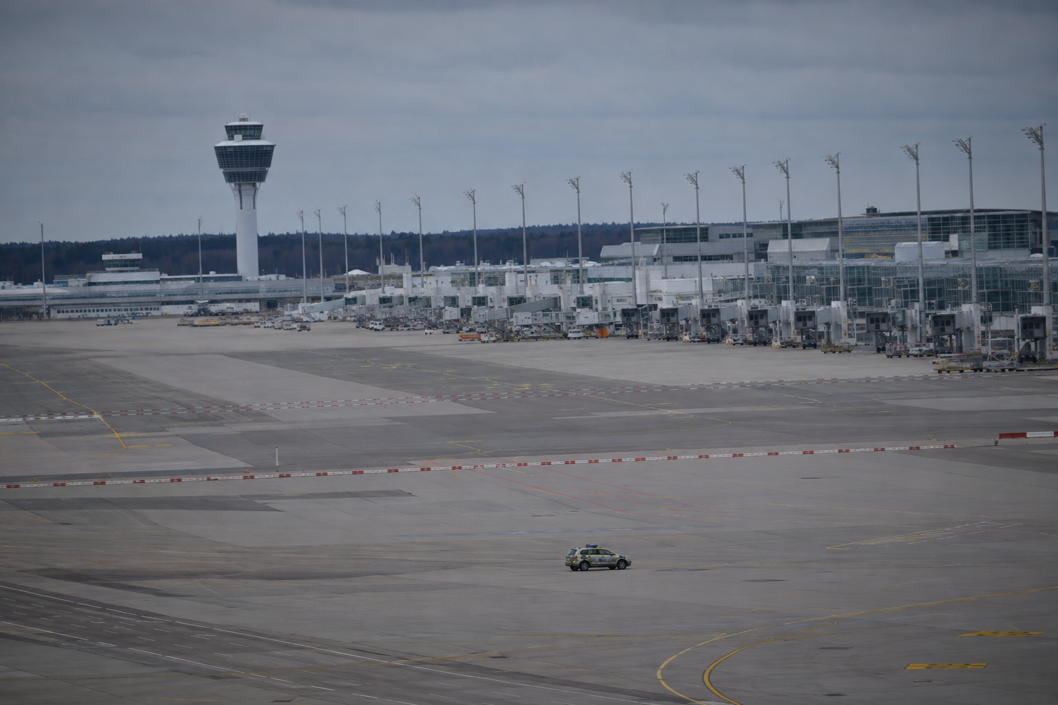 Luchthaven München volledig gesloten na waarneming drone door piloot
