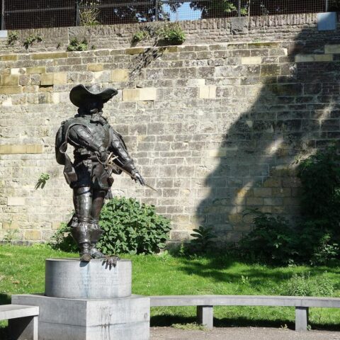 Gemeente Maastricht stelt dat opgraving van mogelijke resten van D’Artagnan illegaal was