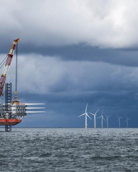 Groene energieaandelen presteren beter dan fossiele brandstoffen tijdens oorlog in Iran