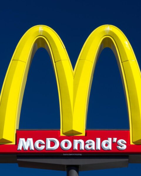 Hoger beroep vermindert straf tot 26 jaar voor moord op broers bij McDonald’s in Zwolle