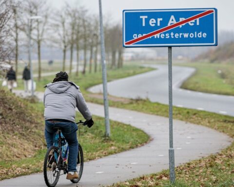 IND begint pas laat met onderzoek naar mogelijke terrorisme bij asielzoekers
