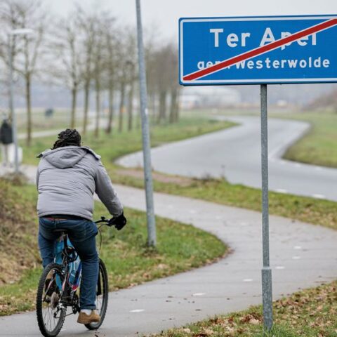 IND begint pas laat met onderzoek naar mogelijke terrorisme bij asielzoekers