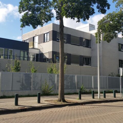 Joodse school in Amsterdam, doelwit van explosie in maart, gesloten vanwege dreiging