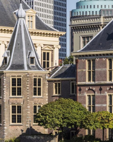 Kabinet onder vuur: Weinig belastingwaarde, geen-bod defensiedeals, slechte risicobeheersing
