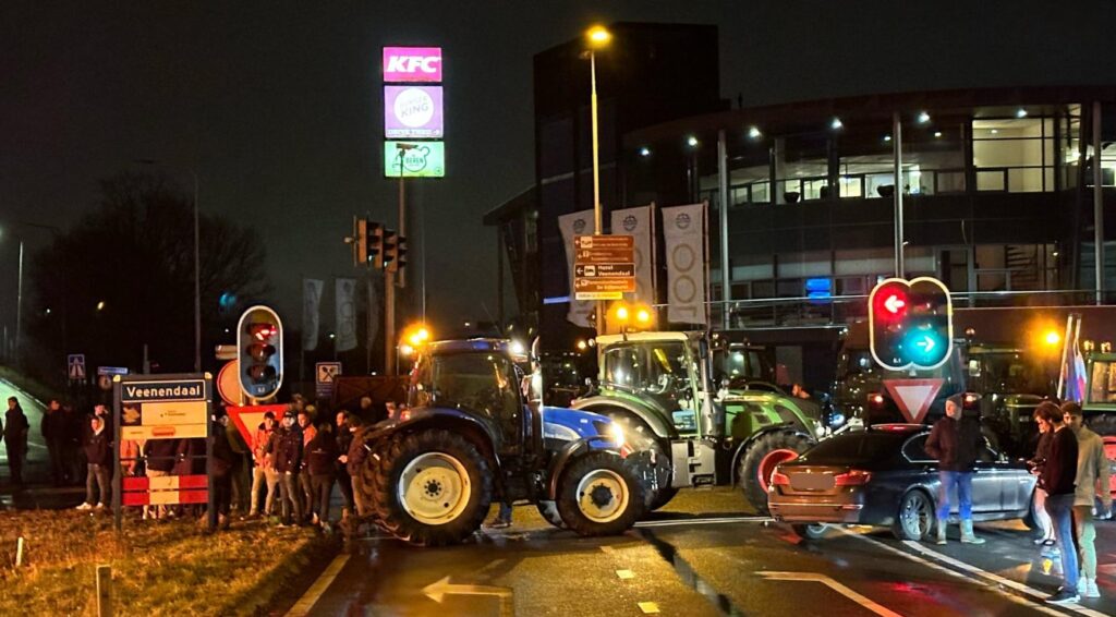 Kabinet verlengt strengere stikstofmaatregelen en vreest nieuwe boerenprotesten