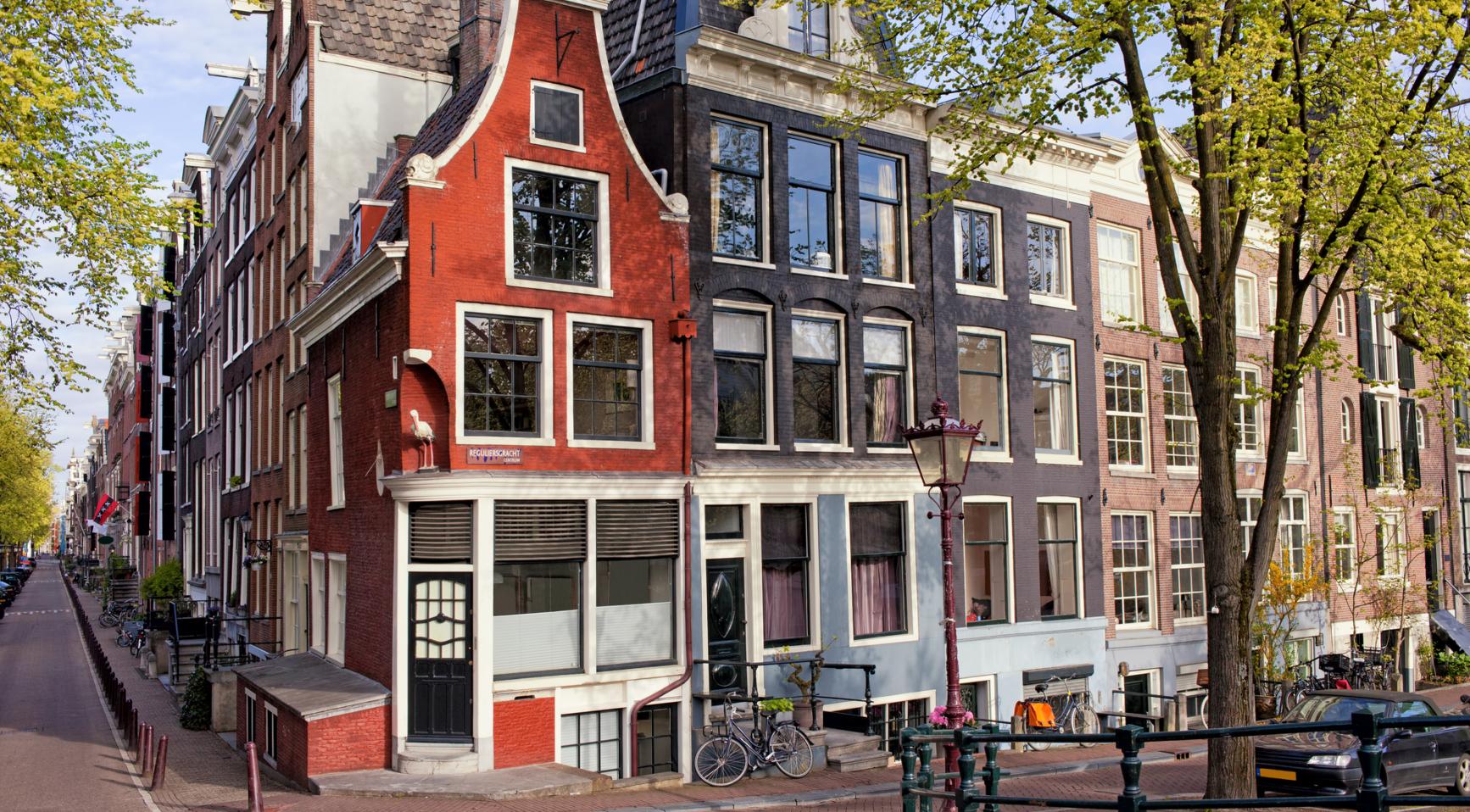 Kloof tussen kopers en huurders op Nederlandse woningmarkt groeit, aldus ABN Amro