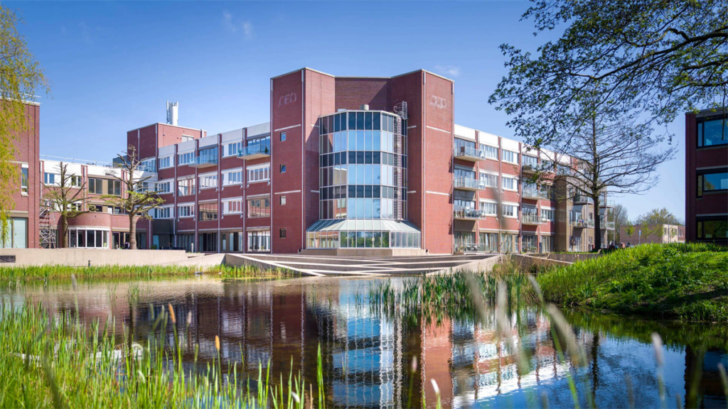 Melkemastaete: woongebouw in Leeuwarden volgens Blue Zone-concept officieel geopend