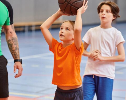 Ministerie blokkeert verplichte dagelijkse beweging op scholen, dreiging van rechtszaak
